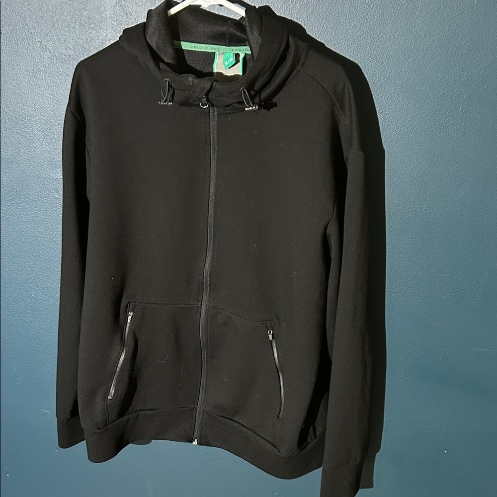 Men's Stylish Black Zip-Up Sweater
